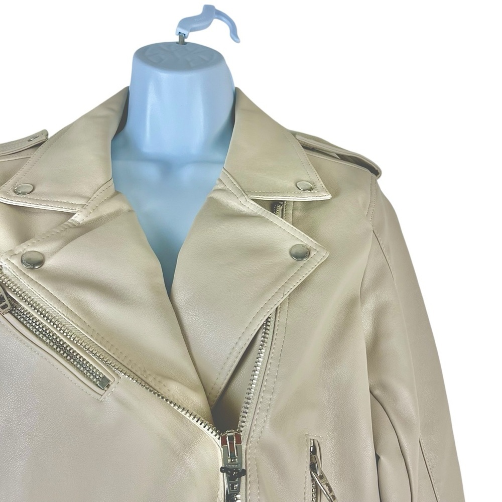 BLANKNYC NWT moto semi-fit jacket in Bone Zipper Silver Hardware - Picture 8 of 13